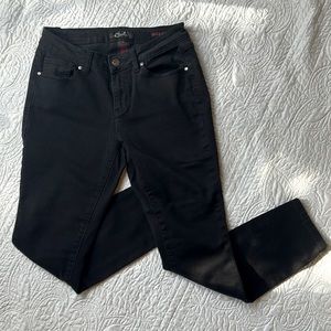 Earl Jean True Black Skinny Ankle Petite size 6